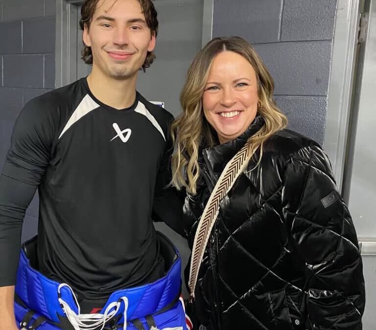 Happy Mother’s Day to all our amazing hockey moms of DePaul Hockey.