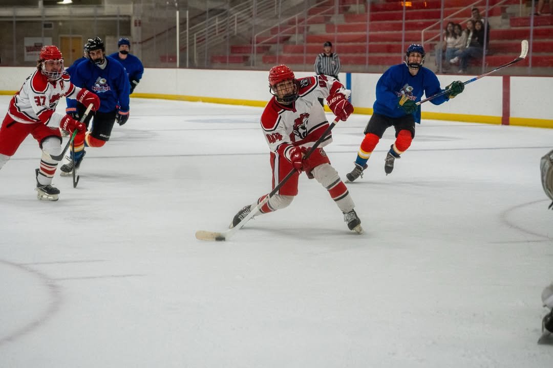 First game of the season for MSOE Hockey!!🏒🚨🏴‍☠️